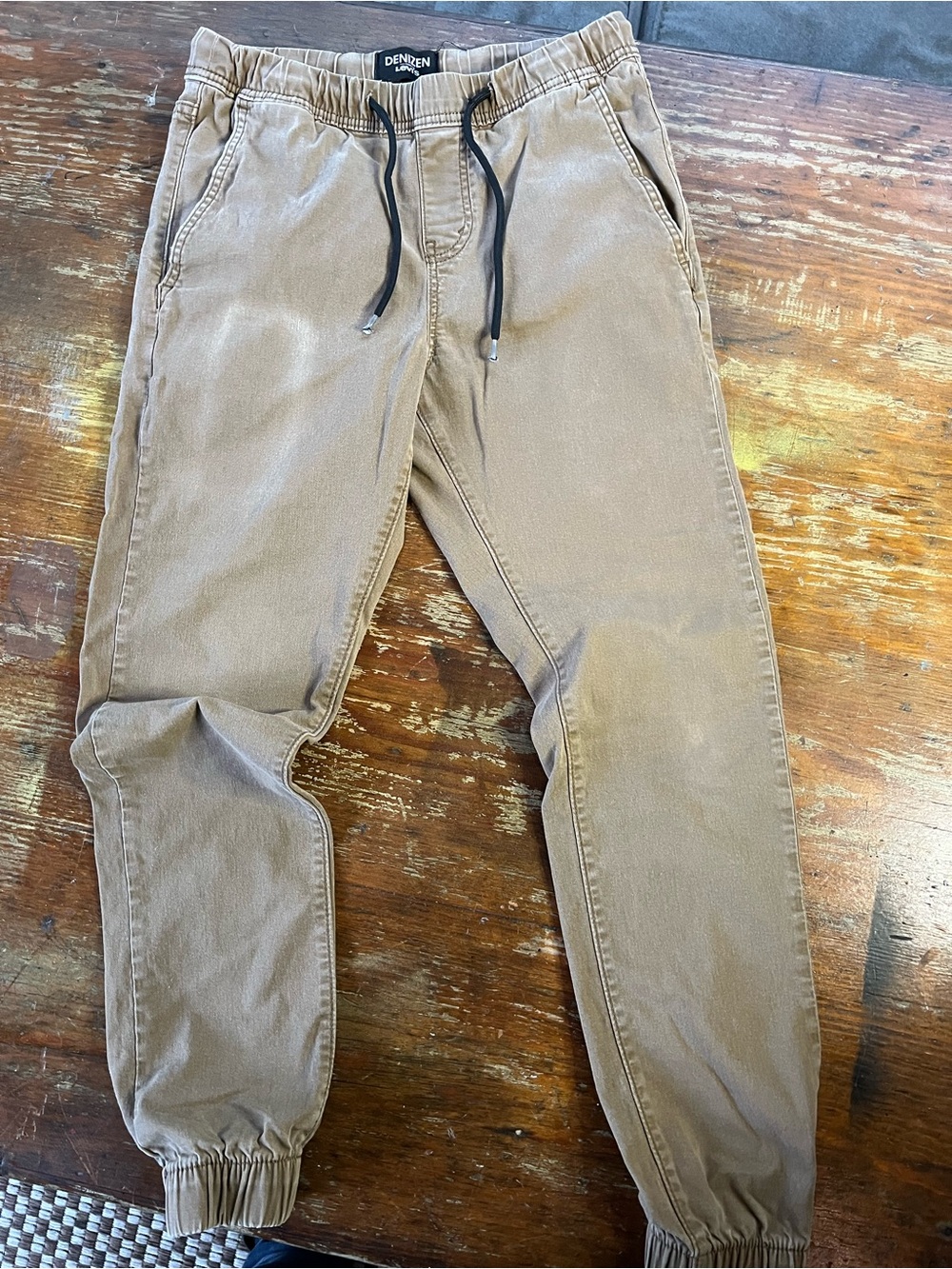 Denizen from Levi’s Tan Jogger Pants XS